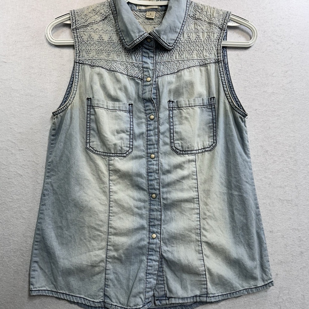 Love Fire Western Denim Top Pearl Snap Sleeveless S